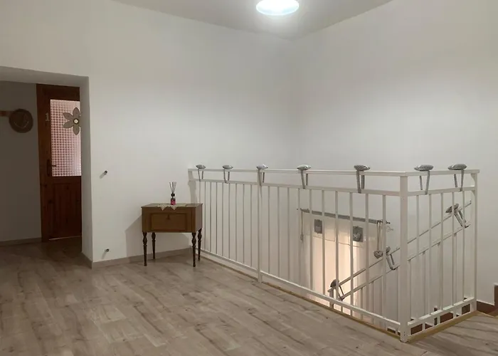 Al Castello 菲乌梅夫雷多布鲁齐奥