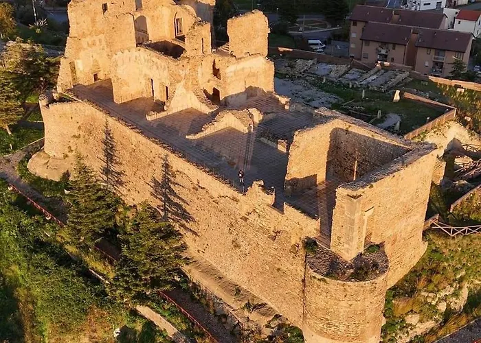 Al Castello 菲乌梅夫雷多布鲁齐奥