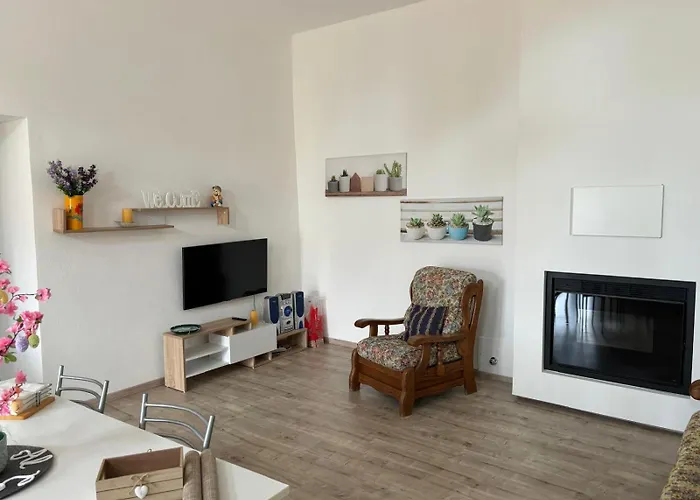 Al Castello 菲乌梅夫雷多布鲁齐奥