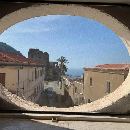 بيت ضيافة Al Castello