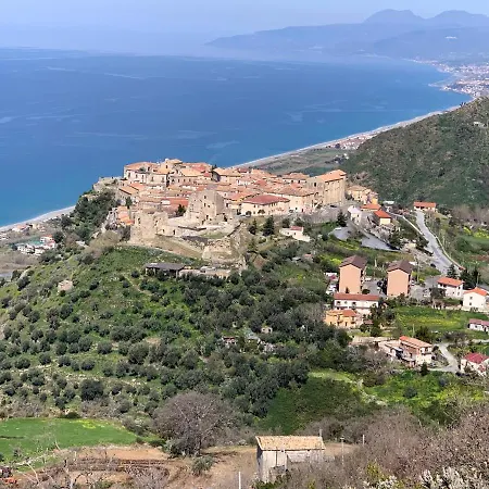 بيت ضيافة Al Castello