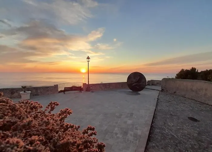 Al Castello בית הארחה *